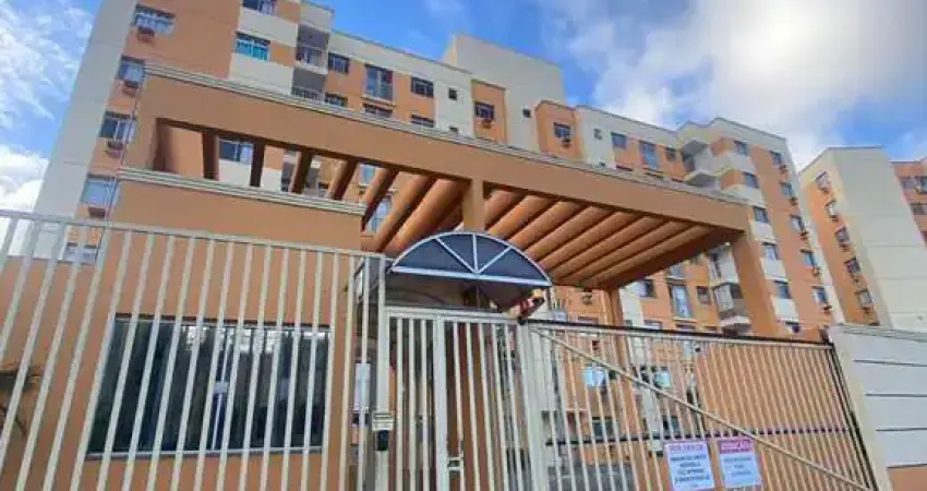 Apartamento com 3 quartos para alugar na Avenida Brigadeiro Alberto Costa Matos, Centro, Lauro de Freitas