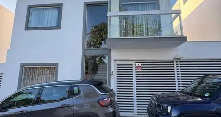 Casa com 3 quartos à venda na Rua Marta Maria de Jesus, Miragem, Lauro de Freitas
