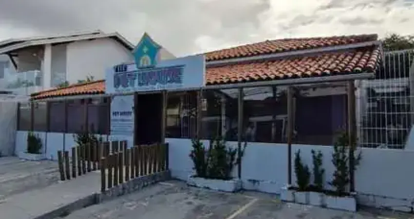 Casa comercial com 1 sala para alugar na Avenida Praia de Pajussara, Vilas do Atlantico, Lauro de Freitas