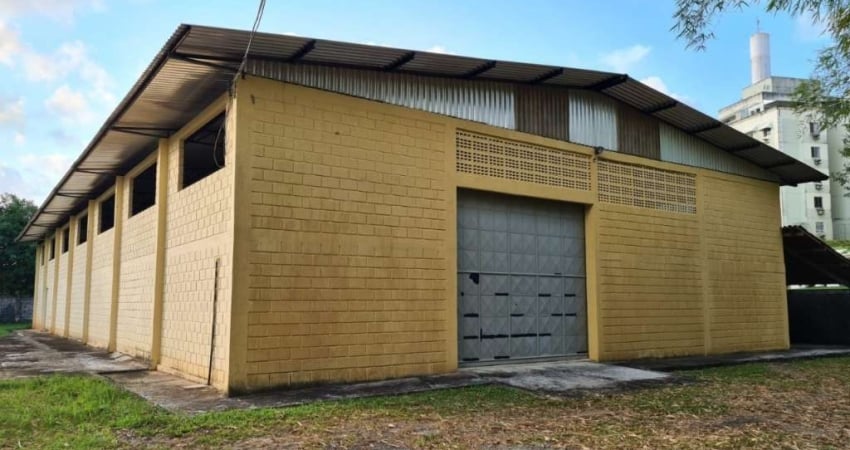 Barracão / Galpão / Depósito para alugar na Rua teórico Batista, Quintas do Picuaia, Lauro de Freitas