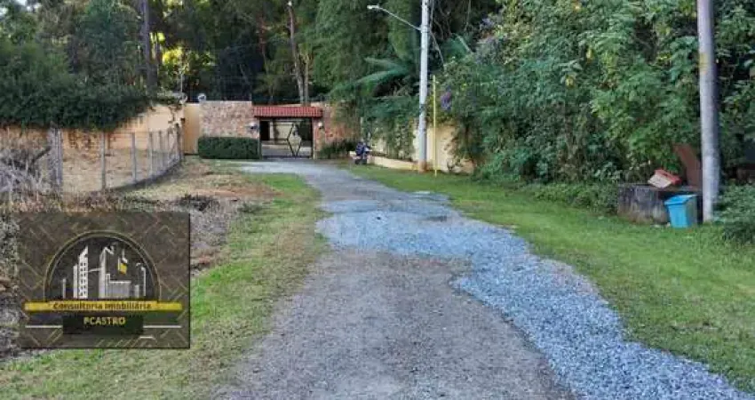 Terreno à venda na Rua Ouro Preto, Chácara das Paineiras, Carapicuíba - SP