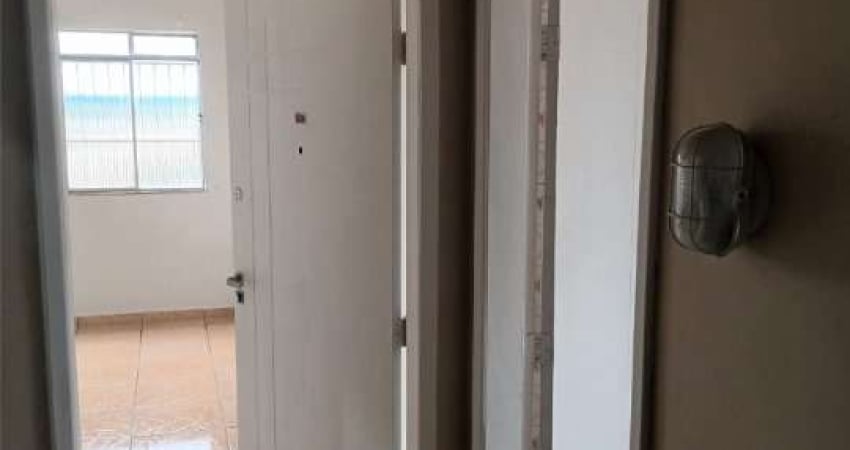 Apartamento à venda na Rua João XXIII, Monte Castelo, Volta Redonda - RJ