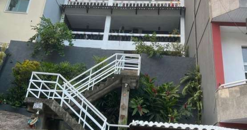 Casa de Condomínio à venda na Rua Arci de Farias, Vila Valqueire, Rio de Janeiro - RJ