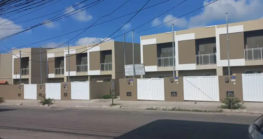 Casa à venda na Rua Antônio Pedro, Vila Camarim, Queimados - RJ