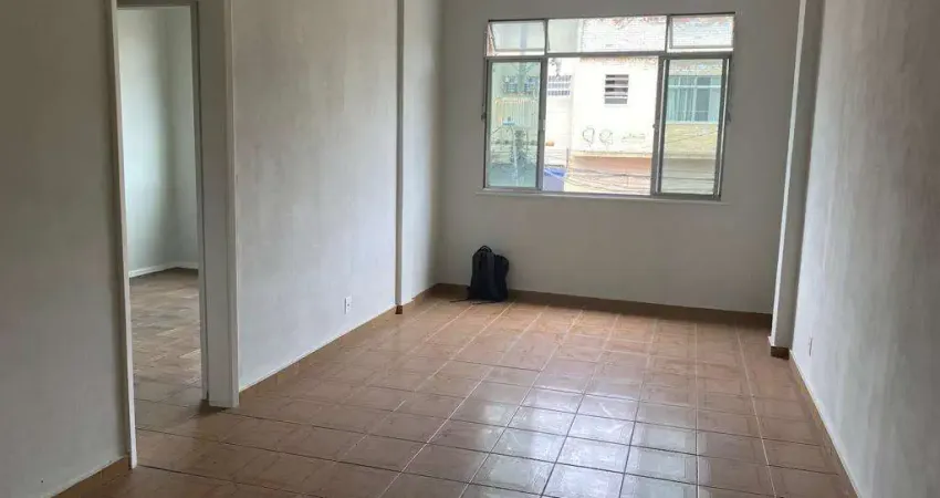 Apartamento à venda na Rua Drumond, Olaria, Rio de Janeiro - RJ