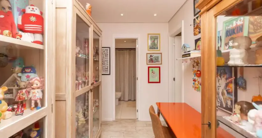 Apartamento à venda na Rua Capote Valente, Pinheiros, São Paulo - SP