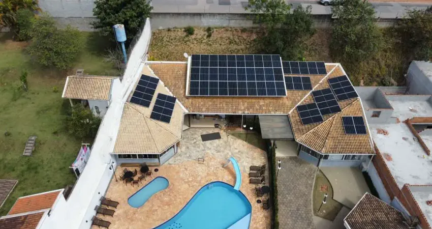 Casa de Condomínio à venda na Rua Victório Spinucci, Jardim Promeca, Várzea Paulista - SP