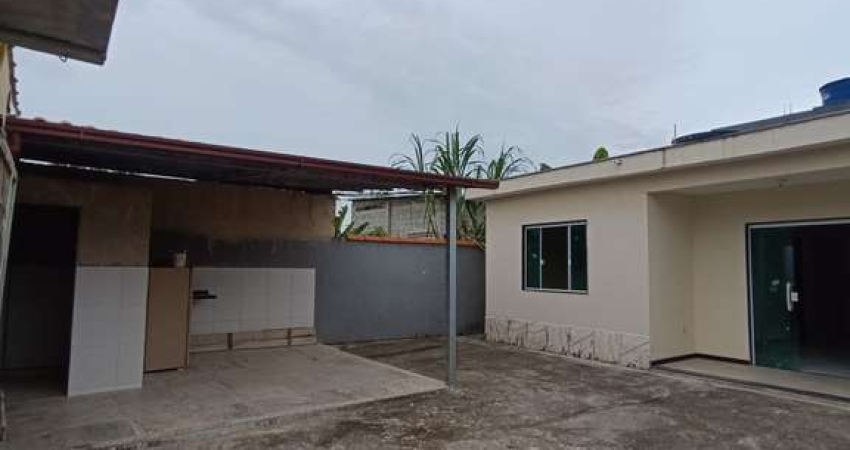 Casa à venda na Rua Torres, Parque Xerém, Duque de Caxias - RJ