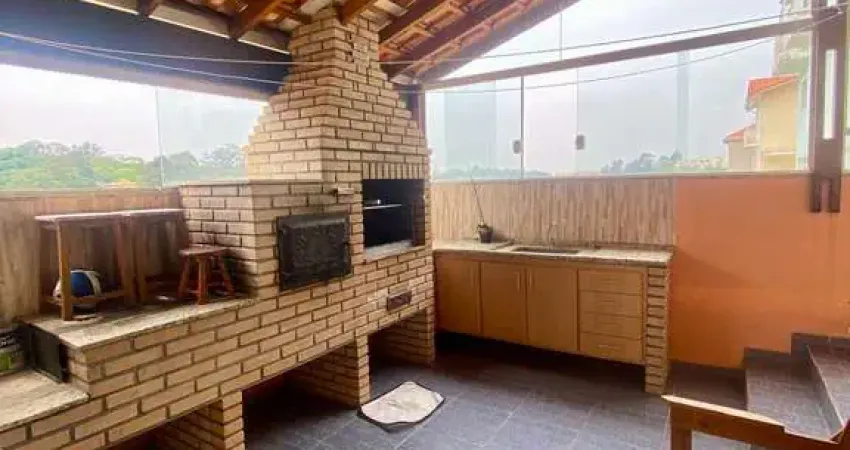Casa à venda na Rua Gagliari, Jardim Rio das Pedras, Cotia - SP