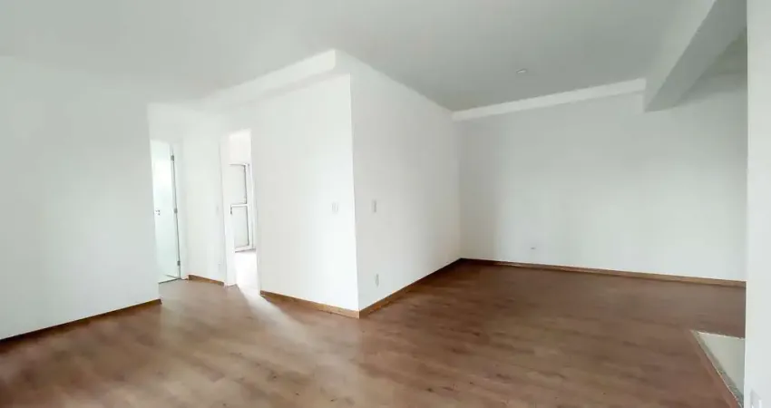 Apartamento à venda na Avenida Sebastião Davino dos Reis, Jardim Tupanci, Barueri - SP