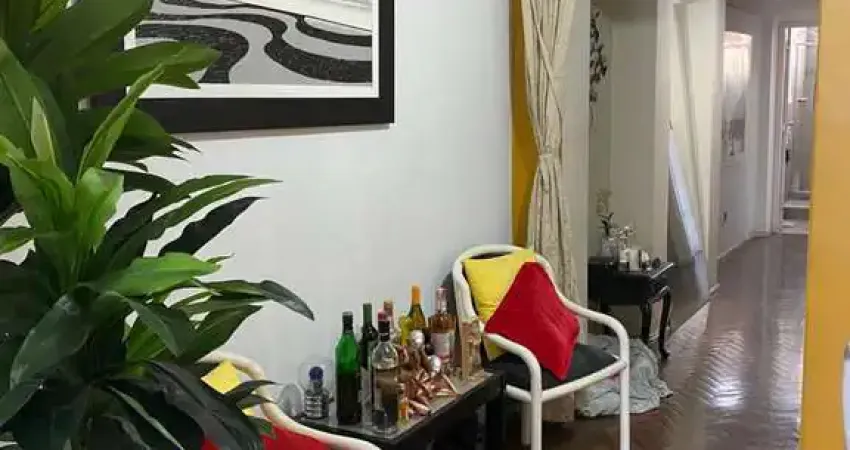 Apartamento à venda na Rua Bento Lisboa, Catete, Rio de Janeiro - RJ