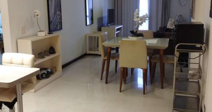Flat à venda na Rua Xavier da Silveira, Copacabana, Rio de Janeiro - RJ