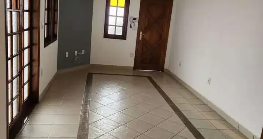 Casa à venda na Rua Moisés Turato Filho, Jardim Silvestre IV, Amparo - SP