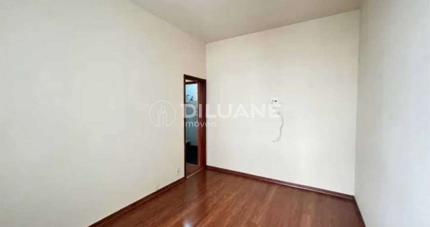 Apartamento à venda na Rua Correa Dutra, Flamengo, Rio de Janeiro - RJ