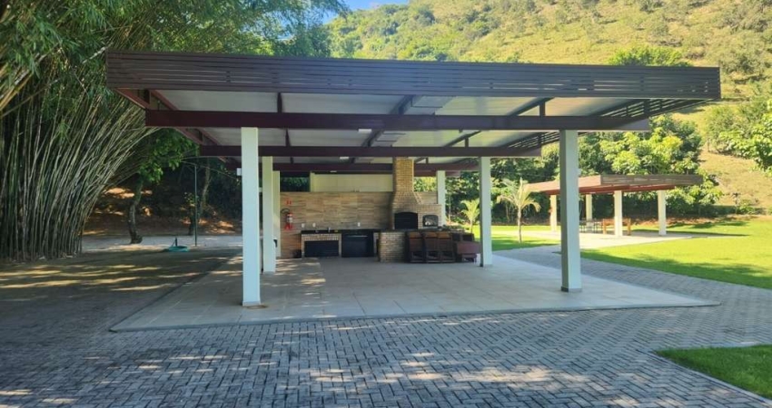 Terreno à venda na Estrada Dona Leopoldina, 111, Loteamento Santa Luiza, Cachoeiras de Macacu - RJ