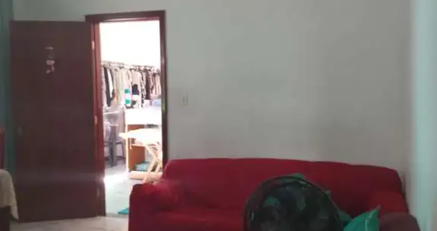 Casa à venda na Praça Vereador José Barreto, Parque Xerém, Duque de Caxias - RJ