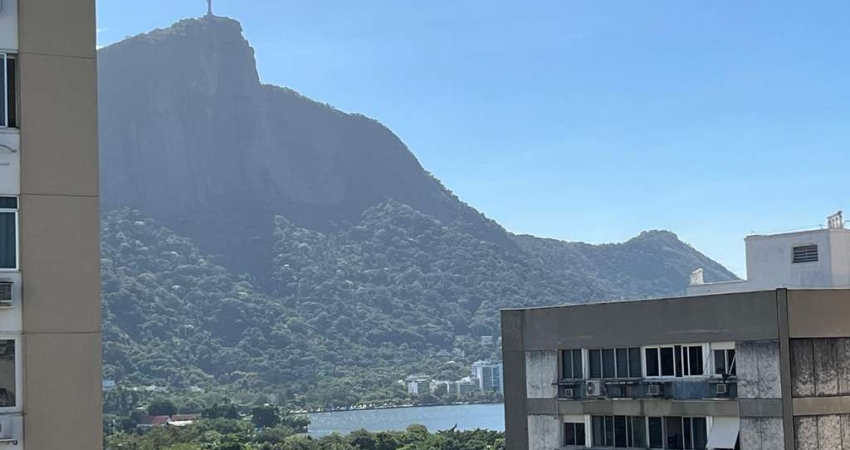 Apartamento à venda na Rua Padre Achotegui, Leblon, Rio de Janeiro - RJ