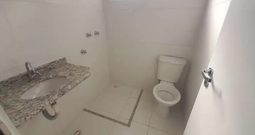 Casa à venda na Rua Adozinda Lopes, Jardim da Glória, Cotia - SP