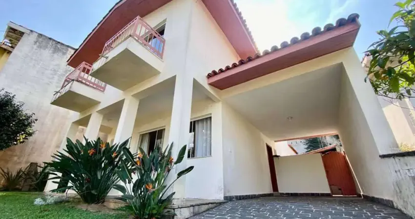 Casa à venda na Praça dos Inconfidentes, Jardim Bolívia, Jandira - SP