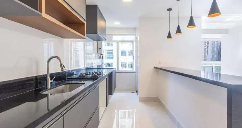 Apartamento à venda na Avenida Lúcio Costa, Barra da Tijuca, Rio de Janeiro - RJ