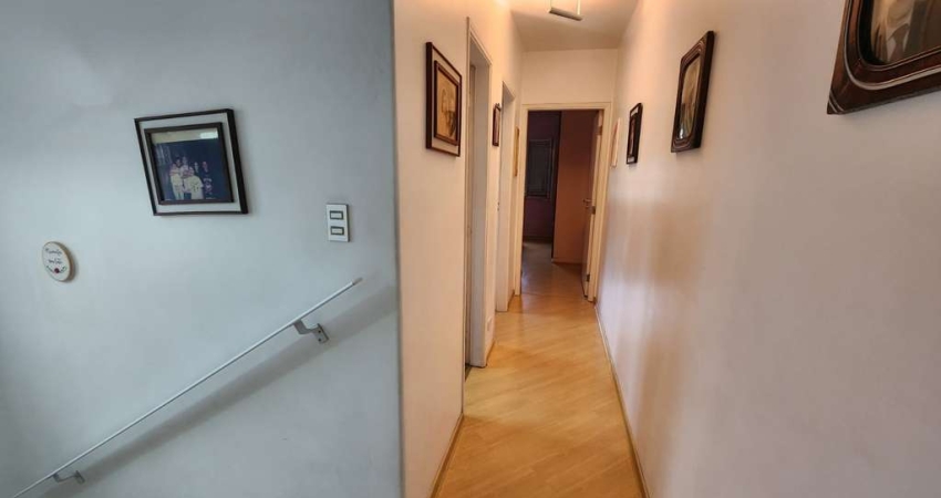 Casa à venda na Rua Pompeu Sobrinho, Chácara Inglesa, São Paulo - SP