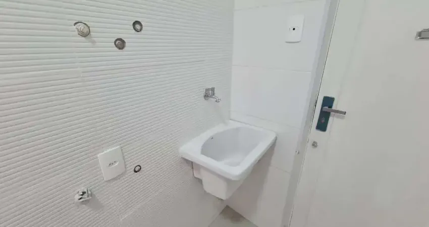 Apartamento à venda na Rua Gomes Carneiro, Ipanema, Rio de Janeiro - RJ