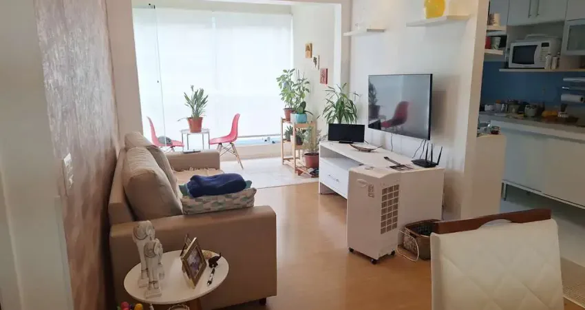 Apartamento à venda na Avenida Lins de Vasconcelos, Vila Mariana, São Paulo - SP