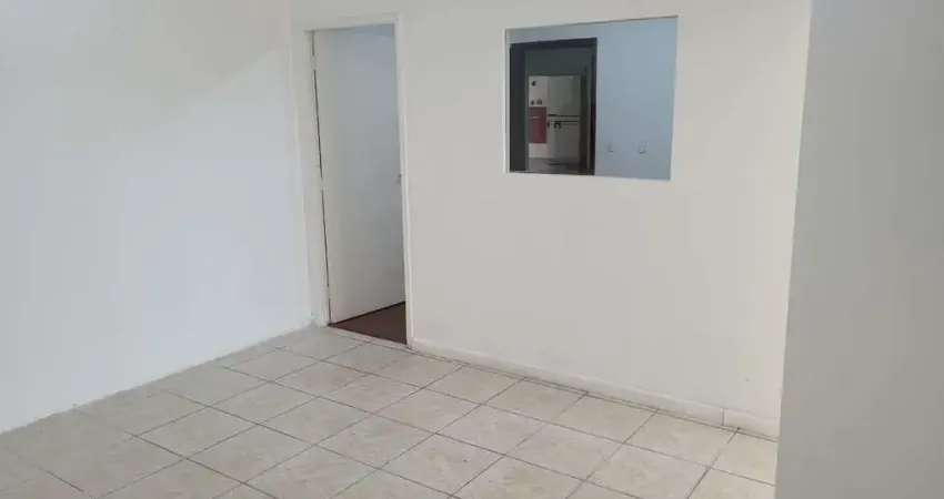 Casa para alugar na Rua Marcos Antônio Salvador, Jardim Álamo, Guarulhos - SP