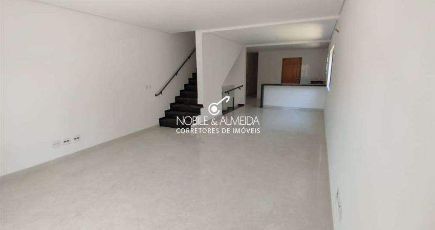 Casa à venda na Rua Comendador Alfaia Rodrigues, Ponta da Praia, Santos - SP