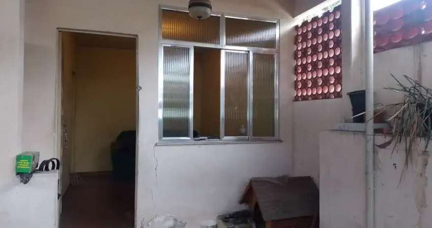 Casa à venda na rua alice freitas, vaz lobo, rio de janeiro - rj