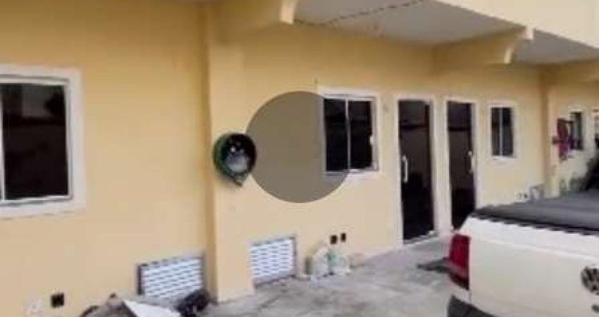 Casa à venda na Rua Paulo Cláudio Freitas, Nossa Senhora de Fátima, Nilópolis - RJ