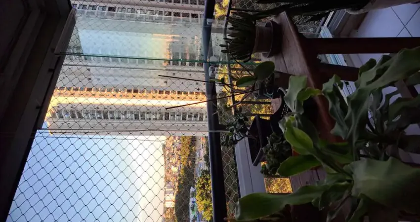 Apartamento à venda na Avenida Bartholomeu de Carlos, Jardim Flor da Montanha , Guarulhos - SP