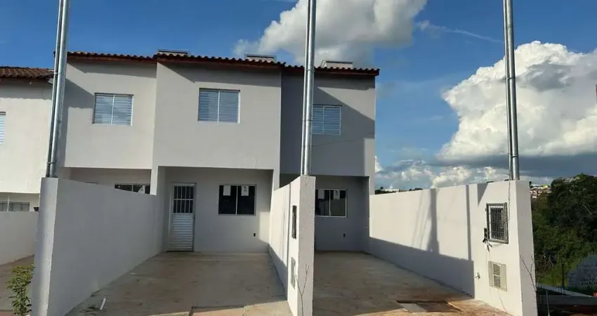 Casa à venda na Rua Donato Amílcar Barletta, Jardim São Lourenço, Bragança Paulista - SP