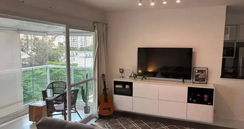 Apartamento para alugar na Rua Professor José Leite e Oiticica, Vila Gertrudes, São Paulo - SP