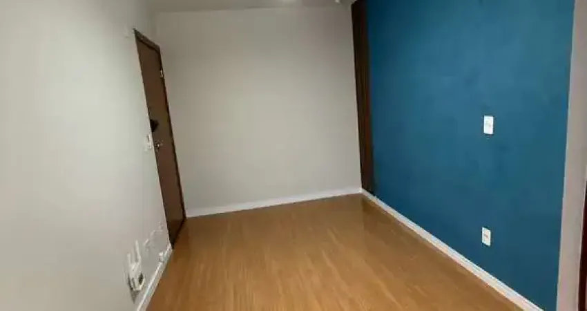 Apartamento à venda na Avenida Lúcio Tomé Feteira, Vila Lage, São Gonçalo - RJ
