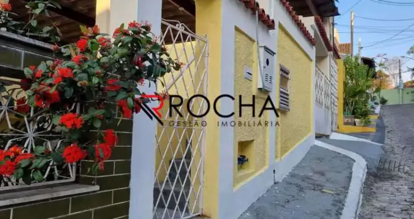 Casa de vila à venda na rua das rosas, vila valqueire, rio de janeiro - rj