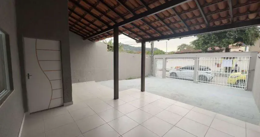 Casa com 2 quartos à venda na Rua Honduras, 296, Serra Grande, Niterói
