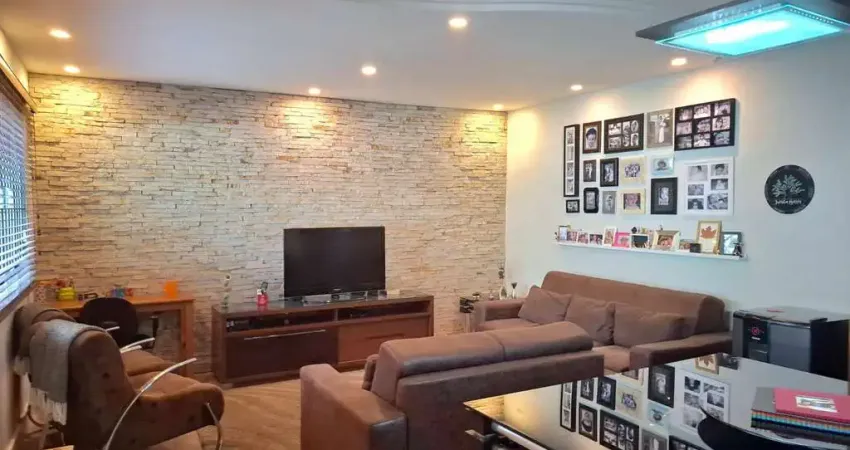 Casa com 3 quartos à venda na Rua Cajuru, 221, Vila Pires, Santo André