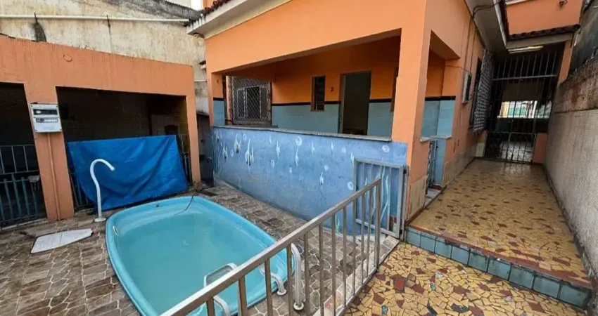 Casa à venda na avenida winston churchill, parque centenário, duque de caxias - rj