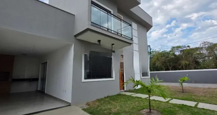 Casa à venda na avenida james mendonça clark, pontinha, araruama - rj