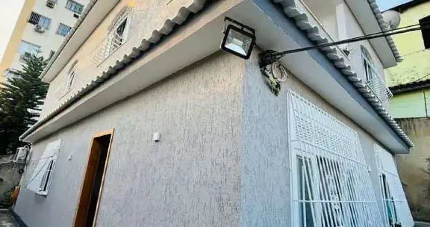 Casa para alugar na travessa francisca ribeiro, fonseca, niterói - rj