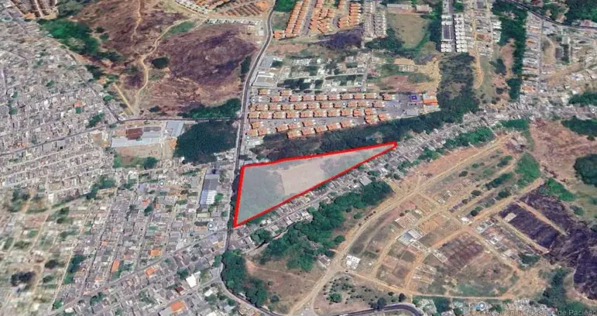 Terreno à venda na Estrada da Paciência, Cosmos, Rio de Janeiro - RJ