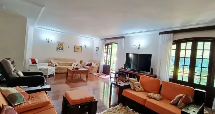 Casa à venda na rua carlos gomes, quinta da barra, teresópolis - rj