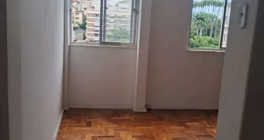 Apartamento para alugar na Rua Silveira Martins, Catete, Rio de Janeiro - RJ
