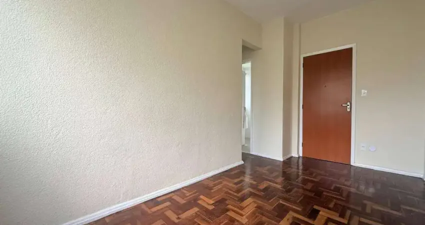 Apartamento à venda na Avenida Presidente Roosevelt, Paineira, Teresópolis - RJ