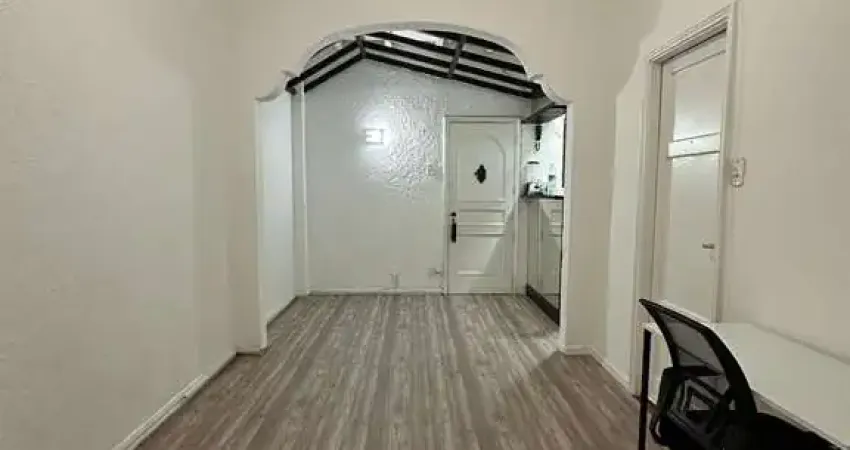 Apartamento à venda na Rua Inhanga, Copacabana, Rio de Janeiro - RJ