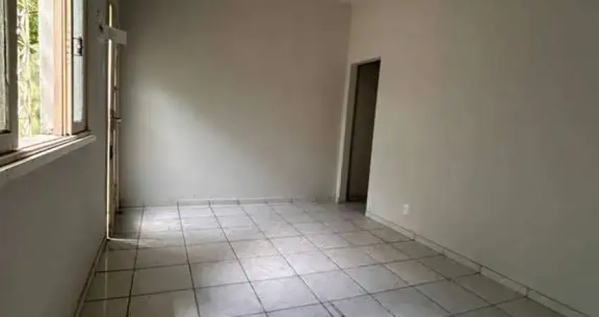 Casa à venda na Rua Joaquim Rodrigues, Parada de Lucas, Rio de Janeiro - RJ