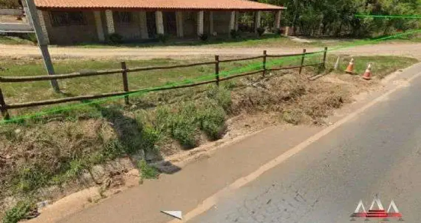 Chácara beira de Rio dos peixes Rodovia Emanuel Pinheiro