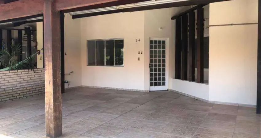 Casa em condomínio fechado com 3 quartos à venda na Avenida Fernando Correa da Costa, 200, Araés, Cuiabá
