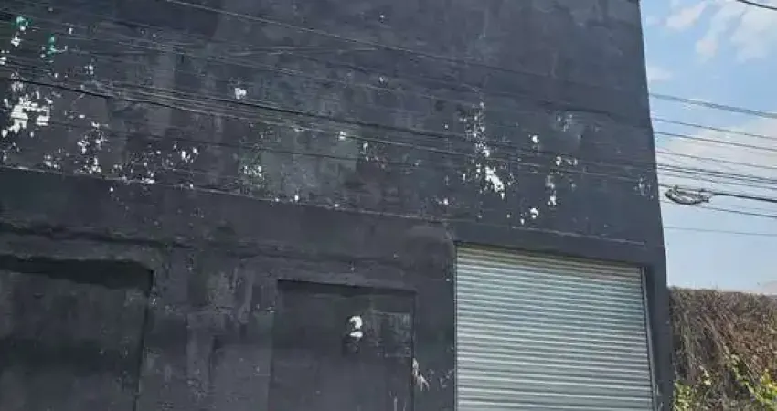 Alugo barracão 200m² frente 300m² construído escritório, por R$12.000,00